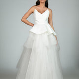 Vestido de Noiva com Peplum Escultural e Saia em Tule – REF: OD77