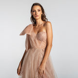 Vestido Longo em Tule com Paetês e Laço Ousado – REF: EG06
