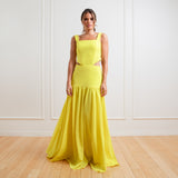 Vestido Longo em Crepe com Recortes Laterais e Amarração nas Costas – REF: EG35