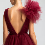 Vestido Longo em Tule Drapeado com Saia Volumosa Assimétrica – REF: EG44