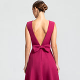 Vestido Longo em Crepe com Decote Profundo e Laço nas Costas – REF: EG33
