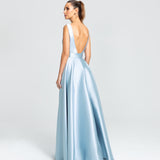 Vestido Longo em Zibeline com Decote Profundo e cinto – REF: EG09/2